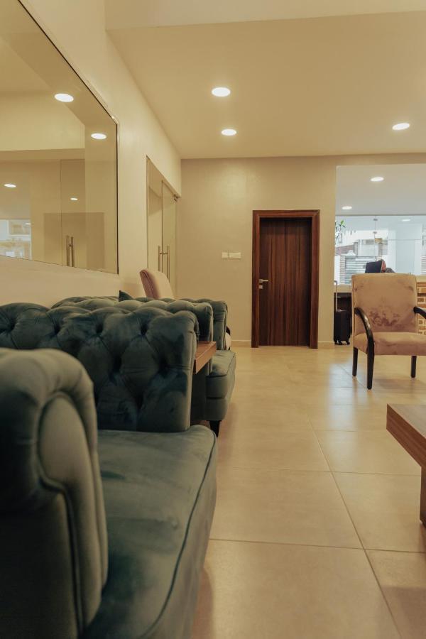 Sinclair Lake Chad Abuja Exteriör bild