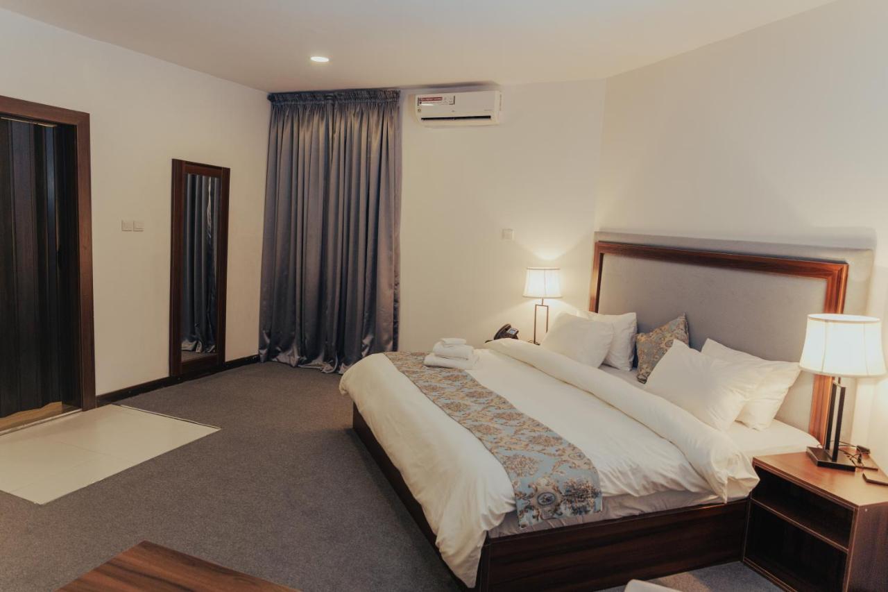 Sinclair Lake Chad Abuja Exteriör bild
